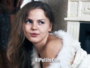 01PetiteCute