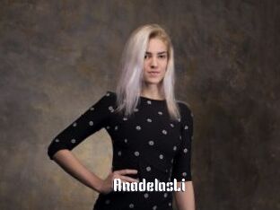 AnadelasLi