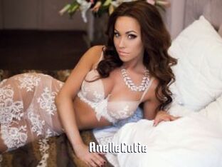 AnelleCutie