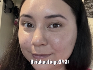 Ariahastings9421