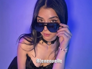 ateneavelle 1 grosse chatte