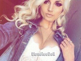 BlondieeDoll