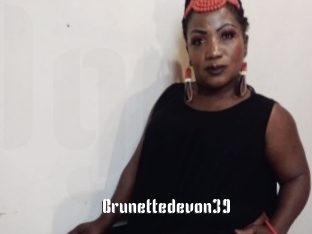 Brunettedevon39