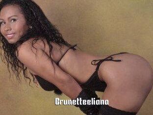 Brunette_eliana