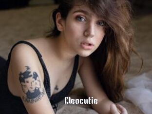 cleocutie 1 grosse chatte