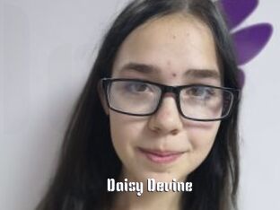 Daisy_Devine