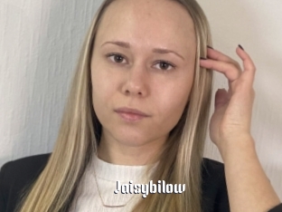 jaisybilow 1 grosse chatte