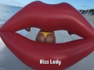 Kiss_Ledy