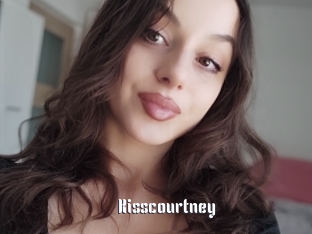 Kisscourtney