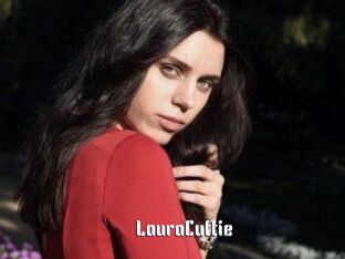 Laura_Cuttie