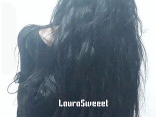 Laura_Sweeet