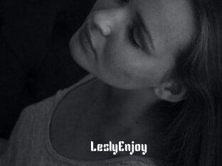 LeslyEnjoy