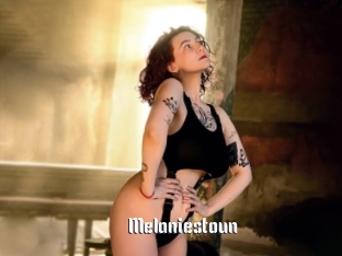 melaniestoun 1 grosse chatte