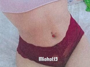 Miahot19