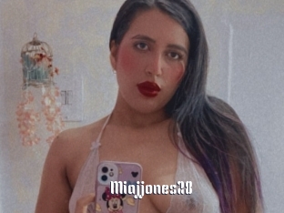 Miajjones28