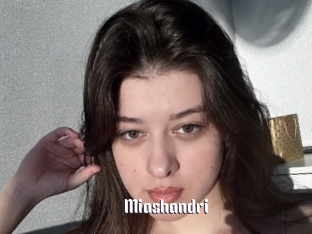 miashandri 1 grosse chatte