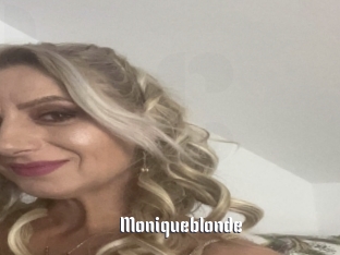 Moniqueblonde
