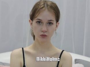 NikkiHolmz