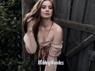 NikkyHunks