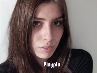 Playpia