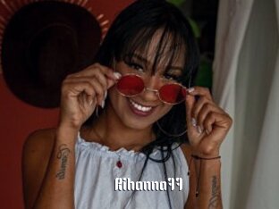 Rihanna77