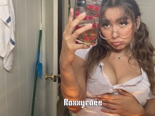 Roxxyraee