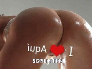 SEXY_LATINA_20