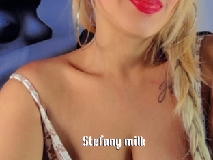 Stefany_milk