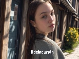 Udelacurvin
