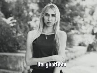 VeryhotDina