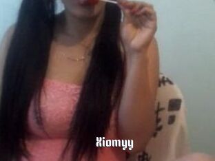 Xiomyy_